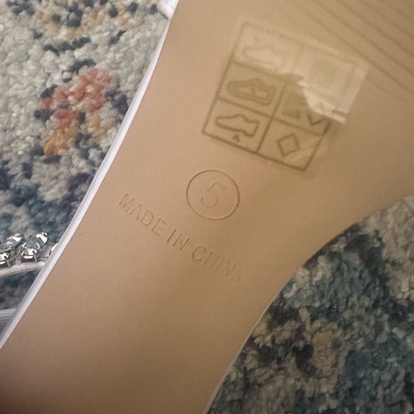 White Peep Toe Heels - Picture 3 of 8